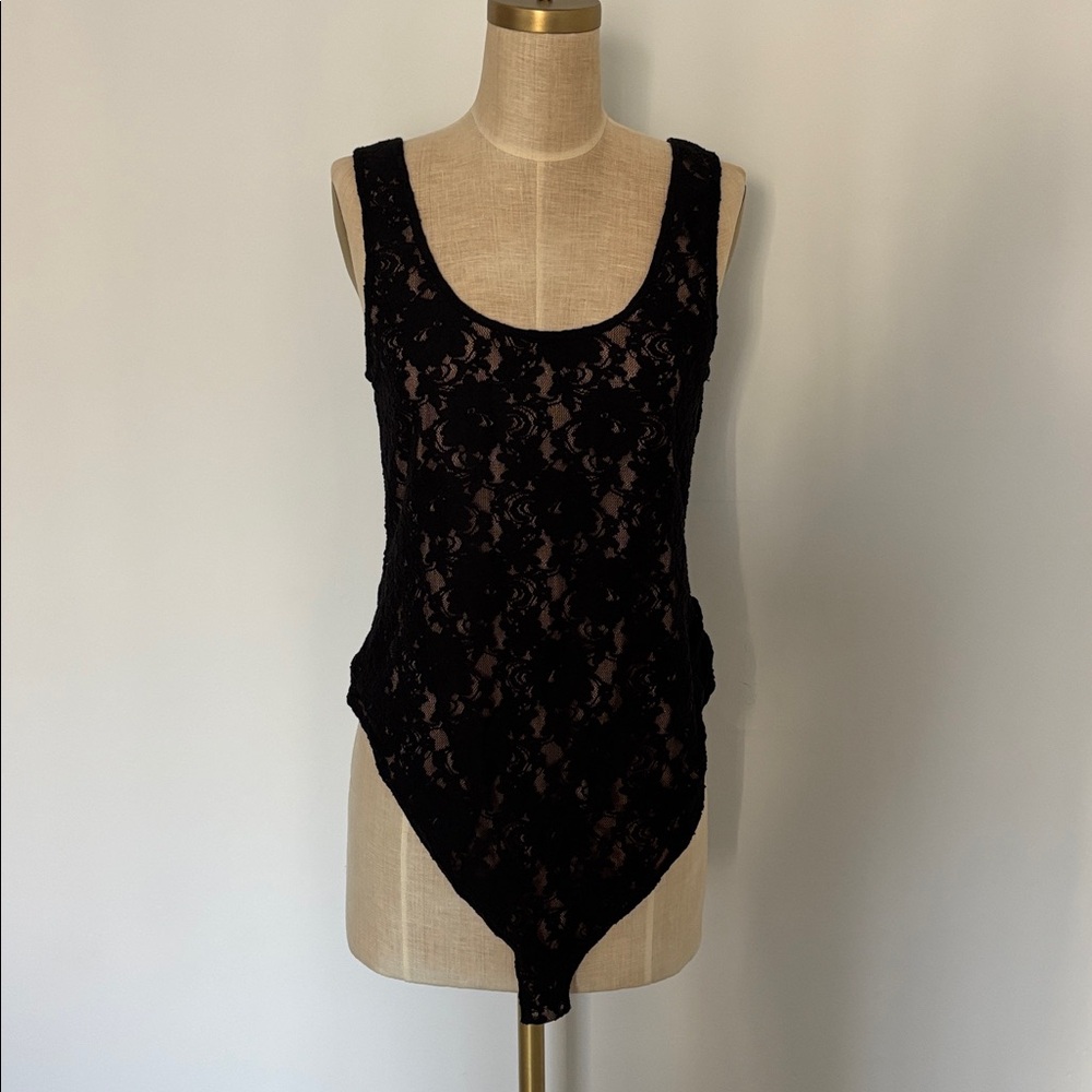 LOFT VERSA | LACE BODYSUIT | SIZE L